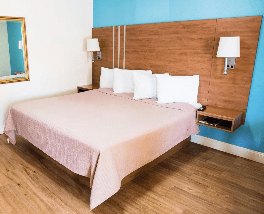 Annex King Room
